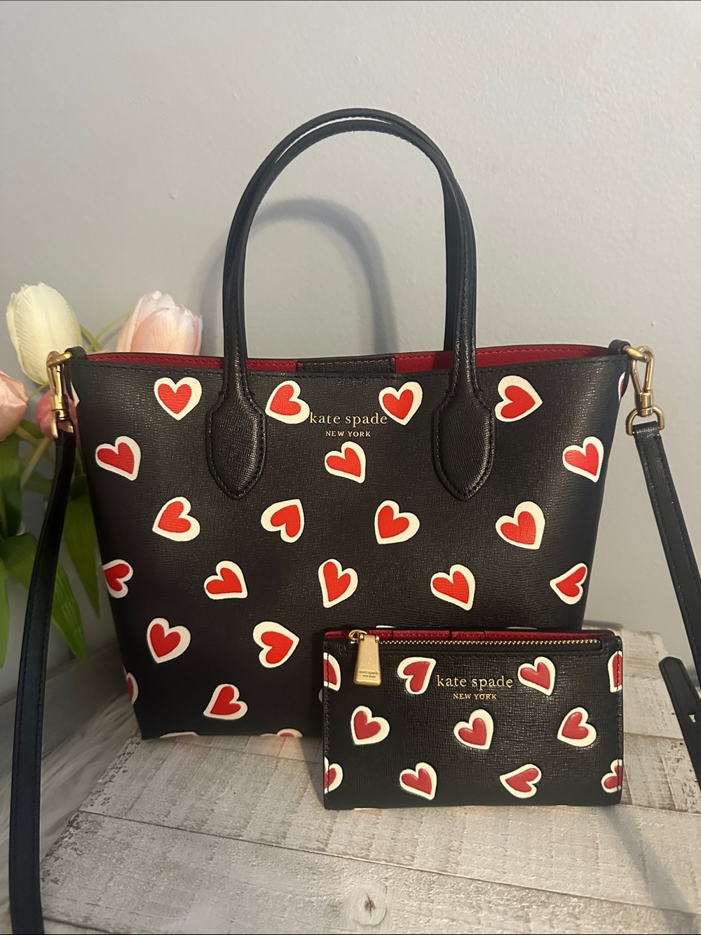 Kate spade bleecker heart crossbody bag and wallet